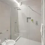 Zeno شقة