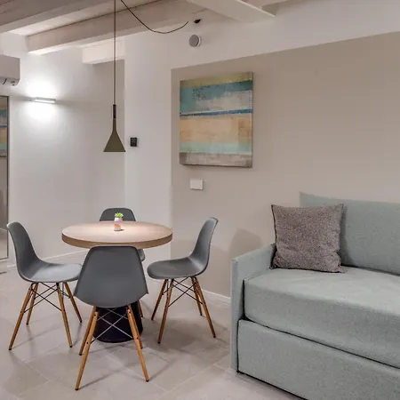 Zeno Appartement *
